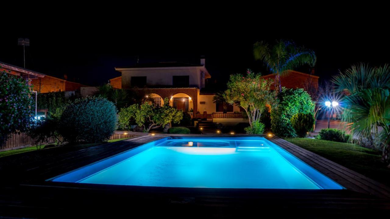 Villa Paquita - Delta De L'Ebre เดลแตเบรอ ภายนอก รูปภาพ