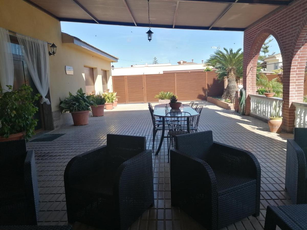 Villa Paquita - Delta De L'Ebre เดลแตเบรอ ภายนอก รูปภาพ
